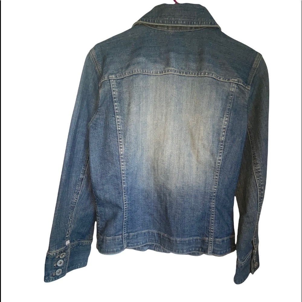Chico’s Platinum Denim Jacket. Size 1 GUC - Picture 4 of 8